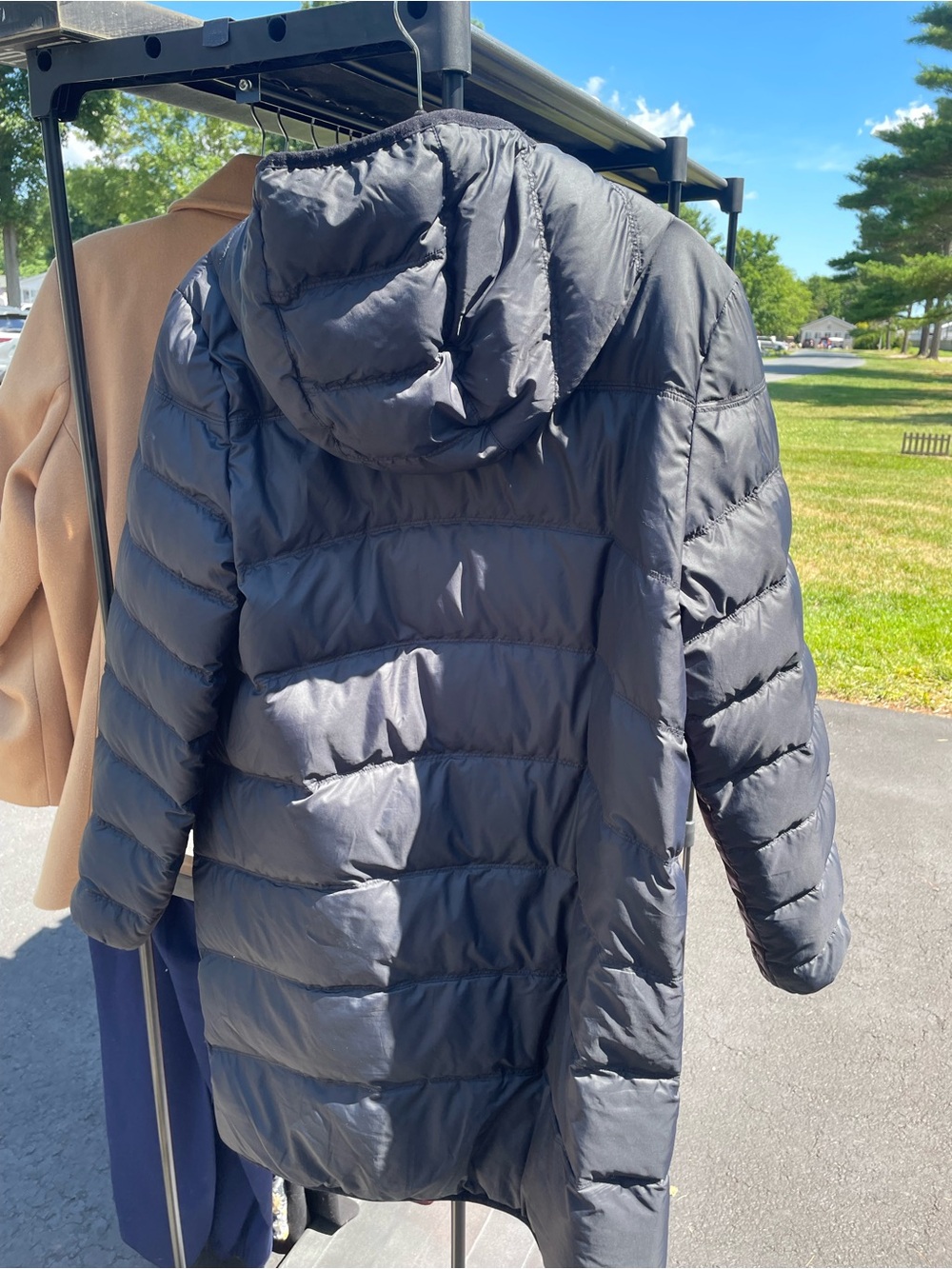 Nike Black Puffer Coat with White Trim - Picture 2 of 2